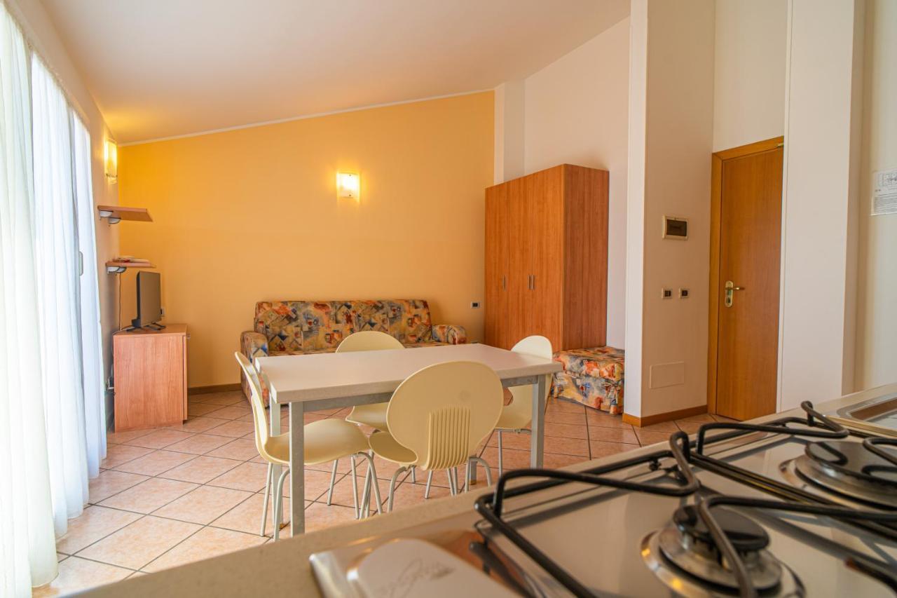 Residence Villa Gloria Борджо-Верецці Екстер'єр фото
