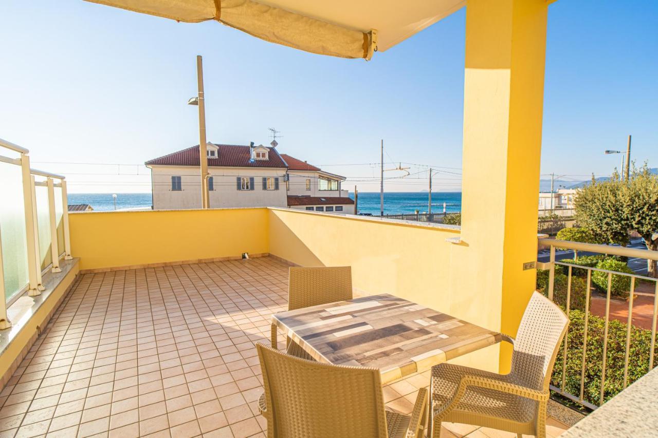 Residence Villa Gloria Борджо-Верецці Екстер'єр фото