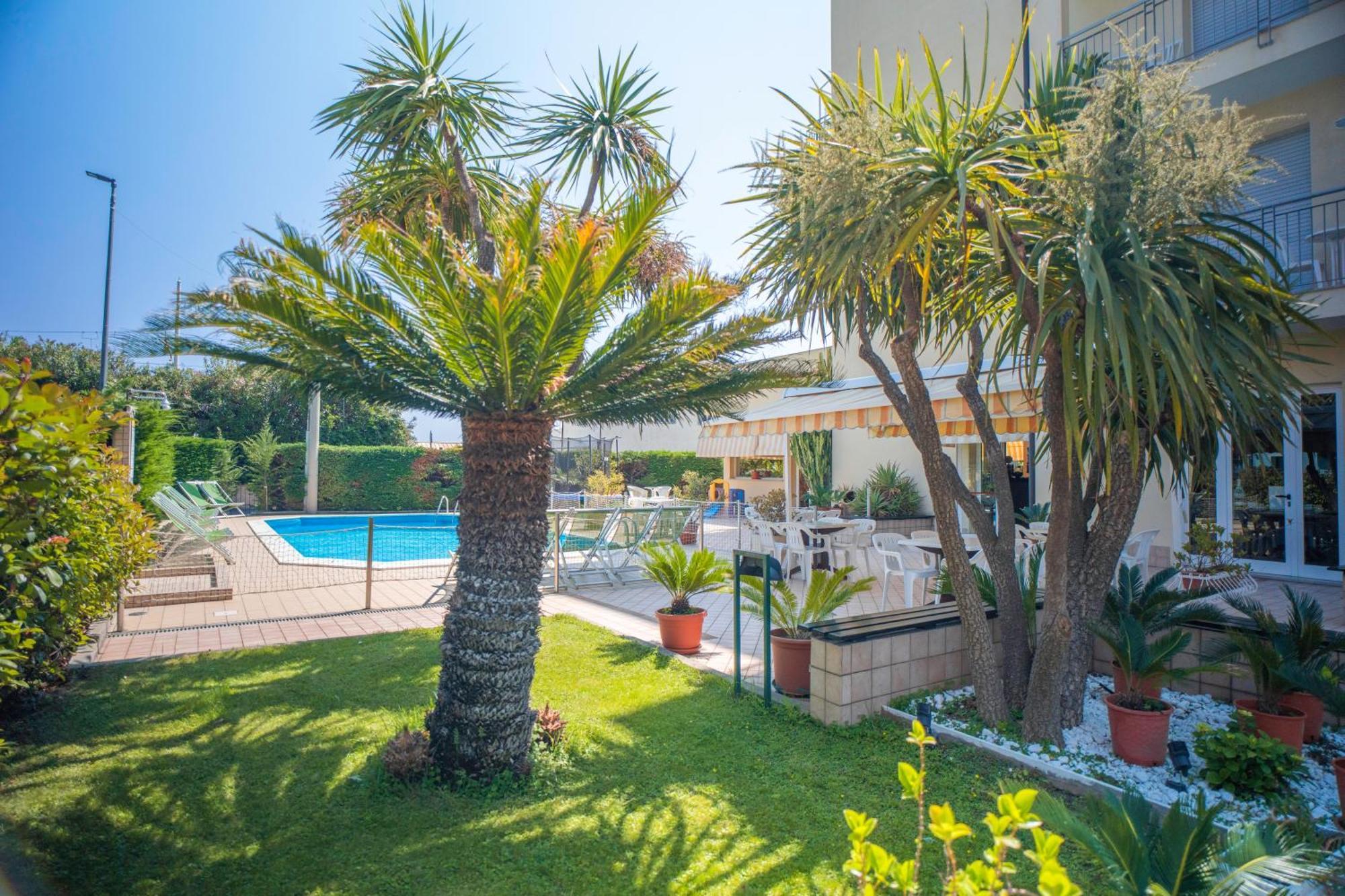 Residence Villa Gloria Борджо-Верецці Екстер'єр фото